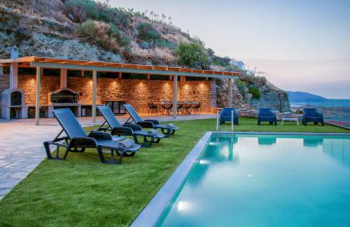 Anastasis Luxury Villa Andros With Heated Pool - Foto 2