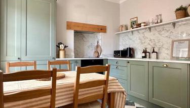 Charming Townhouse Retreat - Foto 3