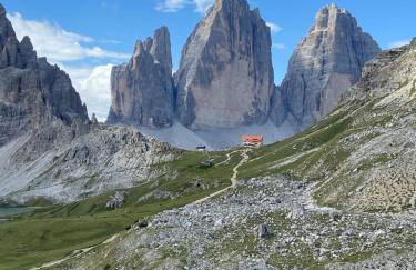 Mountain Flat Luna -Next the shuttle to Cortina Olympic stadium and train station- - Foto 40