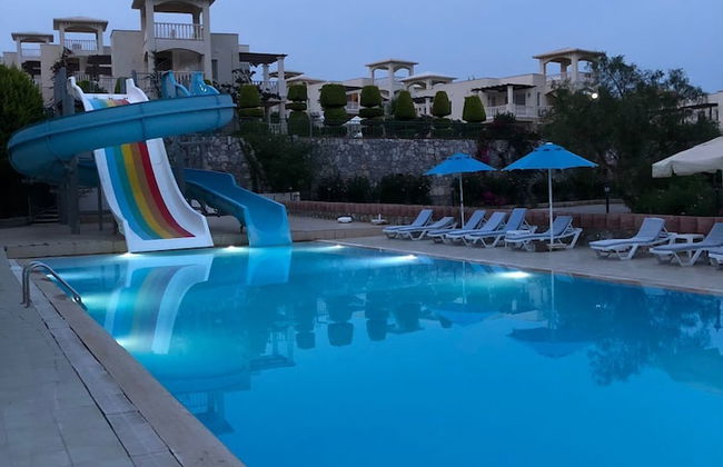 Apartment 3 Bedroom Lake View 3 by Likya Global - Photo 22