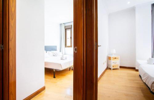 Apartamentos Adelfas - Photo 51