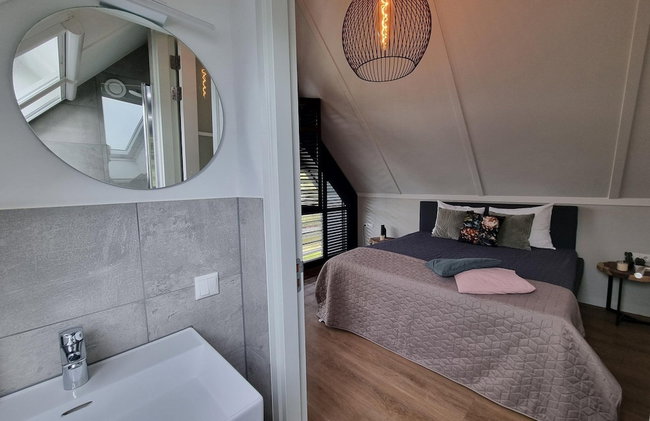 Luxurious Detached Water Villa With Jetty - Foto 40