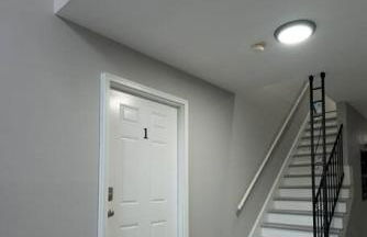 604 1 Two Bedroom One Bath with King near Main Street - Foto 8