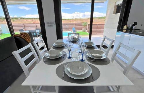 Modern villa with private pool at Golf Vistabella - Foto 17