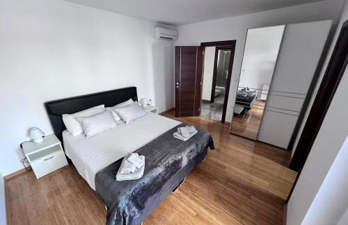 SeaScape Deluxe Residence - Photo 43