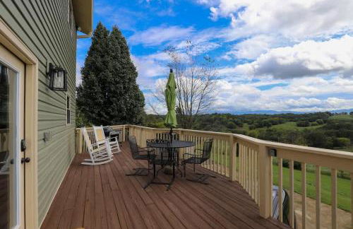 Serenity with Mountain Views 3BR Deckside Views - Foto 2
