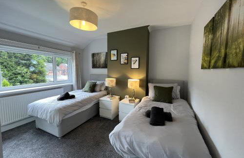 Modern 3-bed stay-away-home sleeps 6 nr Manchester - Foto 4