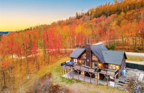 3 Mi to SR! Sleeps 25, Spacious, Hot Tub, Arcade! - Foto 59