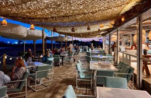 Villa Vida - Luxury Panorama Seaview Penthouse in Organic-Boho Design with Pool, Gym, Spa - Photo 46