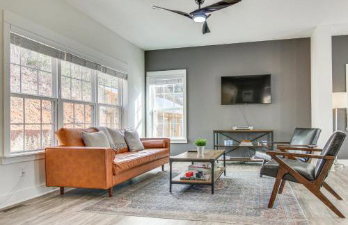 Family Holiday Retreat! Mtn-View Blue Ridge Home - Foto 5