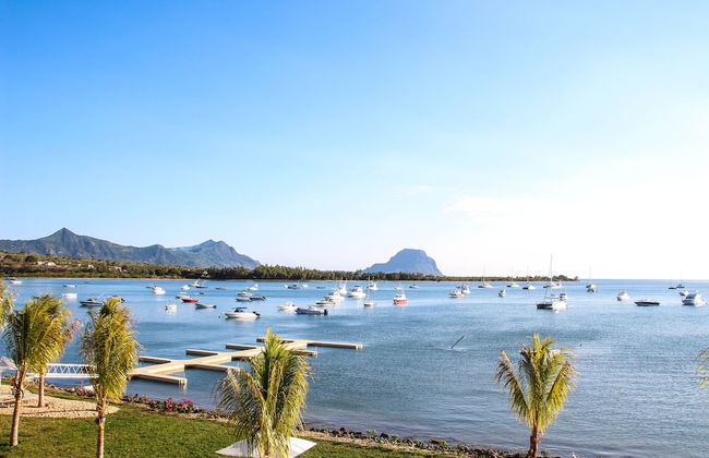 Latitude Luxury Seafront Apartments - Foto 40