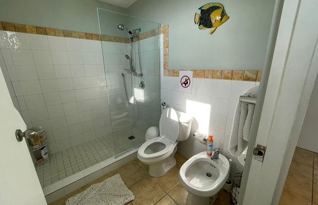 506 Ocean & Marina Views 3 Bed 2 Bath - Photo 25