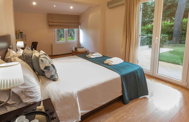 A Private Haven: Hera with Secluded Pool and Garden - Foto 6