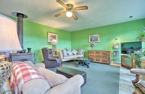 Vintage Farmhouse about 2 half Mi to Mount Pleasant Ski - Foto 4