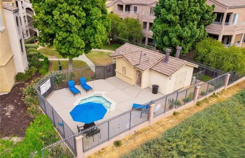 Pool Hot Tub King Bed 1st Floor Condo - Foto 32