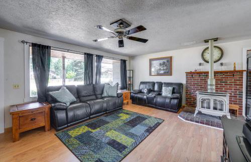 Darrington Rental with Private Yard and Mountain Views - Foto 5