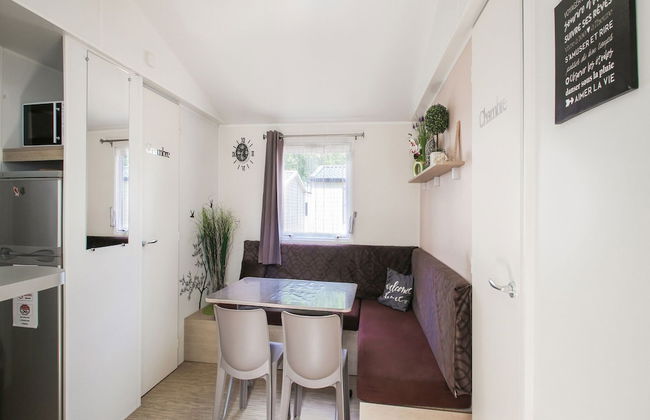 Swanky Mobile Home in Saint Jean de Monts Near Seabeach - Photo 37