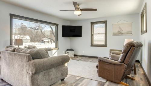 Boat Dock Riverfront Oconto Home! - Foto 2