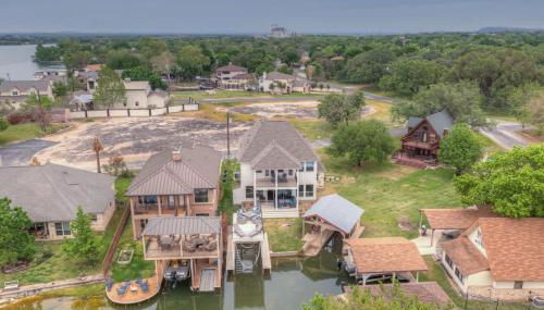 Stunning Luxury Home on Lake Lbj! - Foto 4