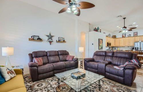 Pool Table and Bar! Family-Friendly Phoenix Retreat - Foto 4