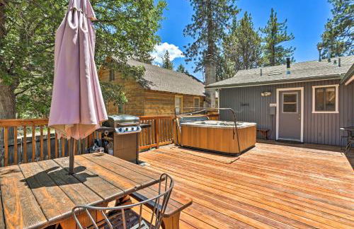 Hot Tub and Deck Big Bear Gem Near Resorts! - Foto 29
