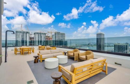 Modern Downtown Condo with Pool Gym BBQ Game Room CoWorking Spaces - Foto 10