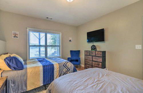 Lakefront Eatonton Getaway with Dock and Grill! - Foto 20