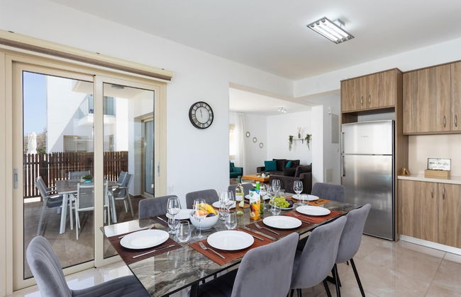 Villa Diana Seaside in Pomos - Foto 10