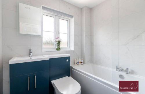 Guildford - 3 Bedroom Home - Driveway & Garden - Photo 16