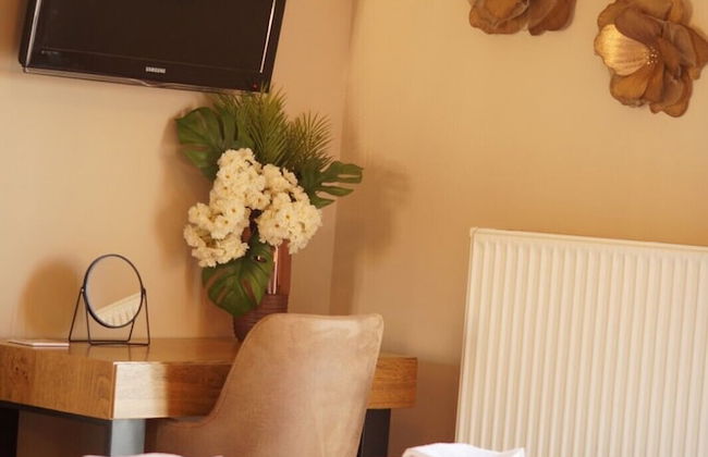 Daphne Luxury Apartment - Photo 2