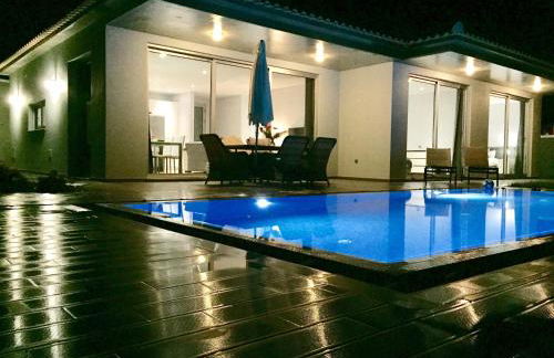 Villa Pinheira III heated pool - Foto 8