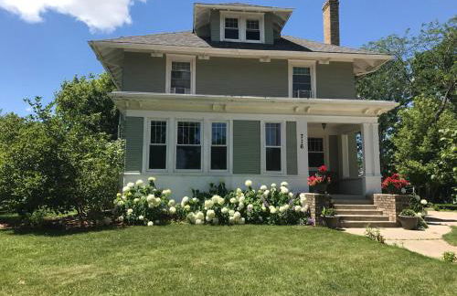 CRAFTSMAN UPSTAIRS with impressive attic! - Foto 46