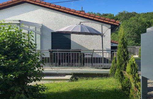Premium Ferienwohnungen mit Garten-Terrasse-Grill-WiFi-Parkplatz-Baby-Kinder-Bostalsee - Foto 17