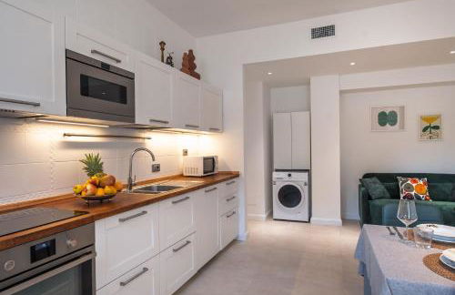 Vivi Milano B - Elegant & Bright 5-Bedroom Flexible Apartment Near Fair with Free Parking - Foto 2