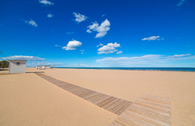 Estornell With 2 Bedrooms and 1 Bathrooms - Foto 24