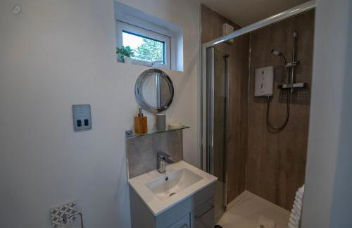 Olverstone Lodge, a beautiful Cornish lodge with wood burner & garden - Foto 4