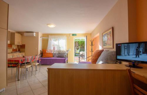 Terpsi Apartments - Kyparissia Garden Retreats - Photo 60