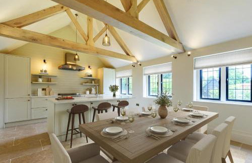 Higginson House - Photo 5