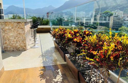 Cobertura Estilosa com Vista Linda e Privacidade - Foto 18