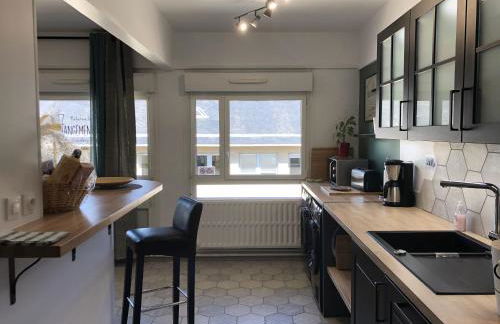 BedinReims luxe wonderful calm in city center, ideal for 2 adults and 3 children free parking - Foto 14