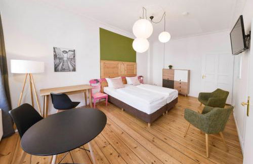 Old Town Apartments Schönhauser Allee Berlin - Photo 8