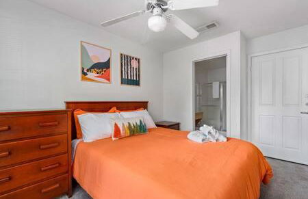 2 MI to USF + Long Term Stays allowed + Gym + Pool - Foto 30