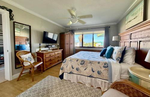 Beachfront paradise Ocean Village Golf Tennis Several heated pools Tiki bar Pickleball insite sports bar and restaurant and much more - Foto 6