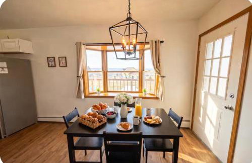 5BR Accessible Valley & Lake View Home Near Cornell - Sleeps 10 - Foto 46