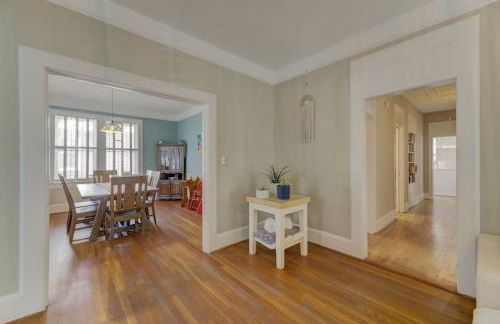 Rose Hill Retreat-Mins to USC - Foto 6