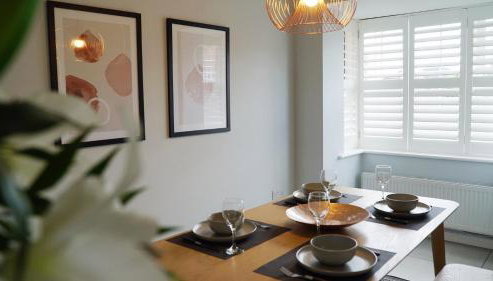 The Pavilion - Stunning, 4 Bedroom House with Free Parking - Foto 5