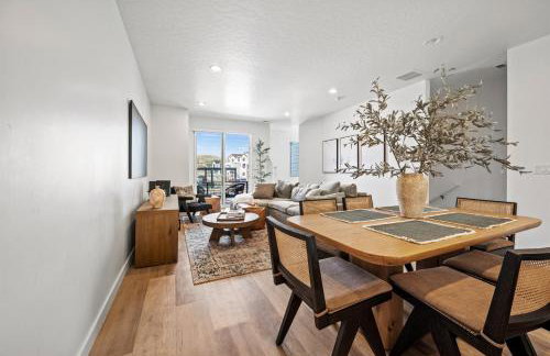 Modern Mountain Escape R5054Snowbasin Ski Getaway - Foto 9