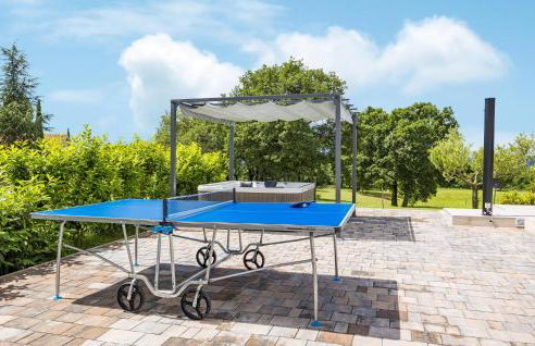 4 Bedroom Lovely Home In Labin - Photo 9