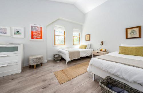 Newly Renovated Waterfront Cottage - Foto 16