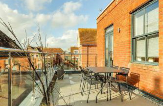 Exceptionally Spacious Central Canterbury Home - Foto 59